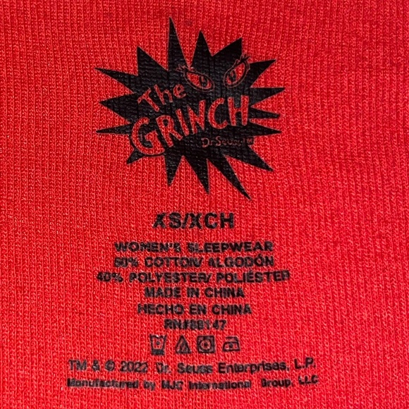 🎄GRINCH CHRISTMAS SHIRT🎄 - Picture 3 of 3